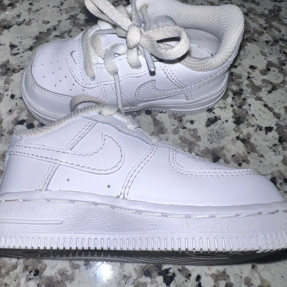 Toddler Air Force 1's Size 5c